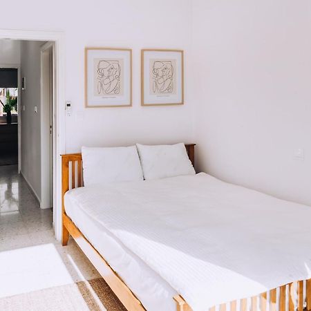 Minimal Townhouse Center Paphos Villa Exterior foto