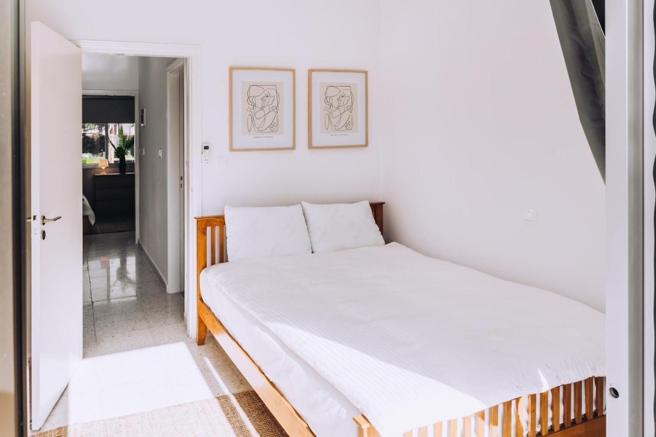 Minimal Townhouse Center Paphos Villa Exterior foto